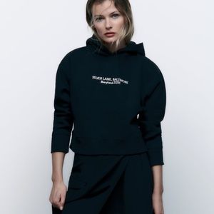 EMBROIDERED TEXT SWEATSHIRT